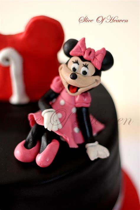 Mickey&Friends - Decorated Cake by Slice of Heaven By - CakesDecor