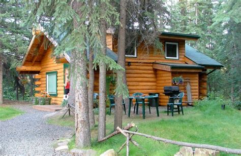 North Pole Cabins (North Pole, AK) - Resort Reviews - ResortsandLodges.com