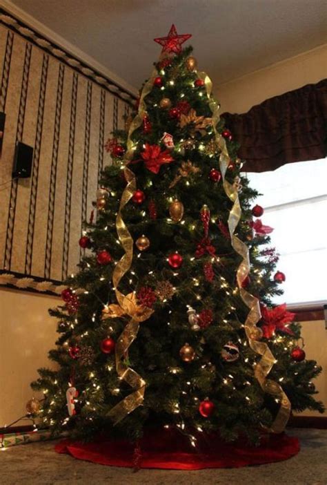 How To Decorate a Christmas Tree with Ribbon | Step-by-step Ideas