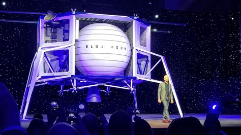 Blue Origin Unveils 'Blue Moon,' Its Big Lunar Lander | Space