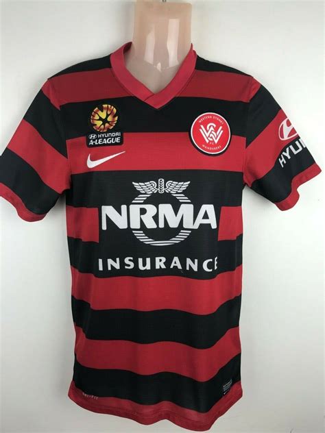 Western Sydney Wanderers 2013-14 Home Kit