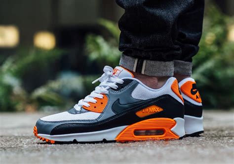 Nike Air Max 90 "Orange" | Complex