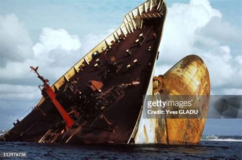 Amoco Cadiz Spill Photos and Premium High Res Pictures - Getty Images