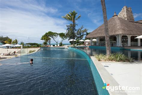 Radisson Blu Azuri Resort & Spa Mauritius Review: What To REALLY Expect If You Stay