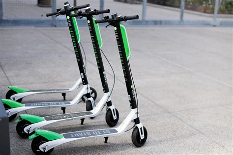 Electric Scooters Cause Alarm in U.S. By Blaring Threat to 'Call the Police' - Newsweek