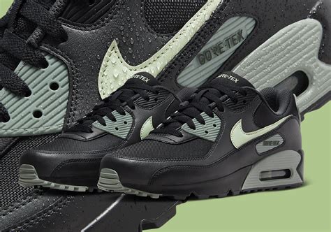 Nike Air Max 90 GORE-TEX "Black/Honeydew" FD5810-001 | Sneaker News