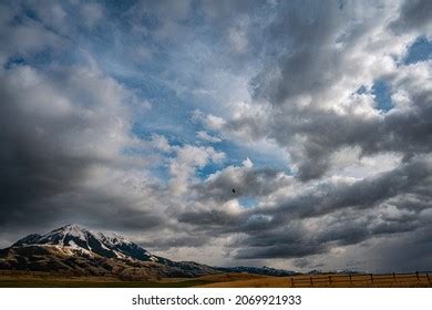 327 Absaroka Range Images, Stock Photos & Vectors | Shutterstock