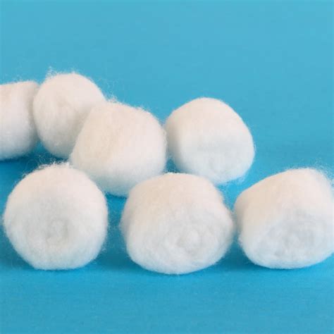 Best Medical surgical dental use defatted Cotton ball sterile absorbent ...