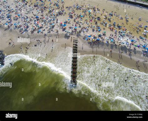 Long Branch, NJ, USA. 6th September, 2015. US Weather: Crowds of beach-goers are seen in aerial ...