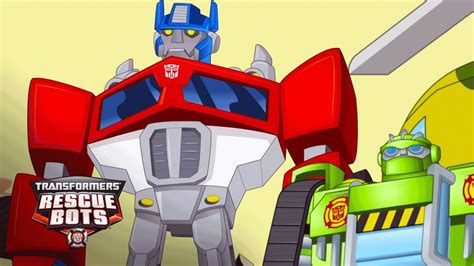 Optimus Prime Gives Thanks!' Official Clip | Rescue Bots Season 3 | Transformers Kids - YouTube