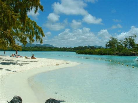 Ile aux Cerfs, MAURITIUS photo - Jan Erik Johnsen photos at pbase.com