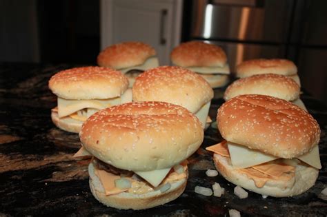 Sisters Luv 2 Cook: Juicy Oven Burgers