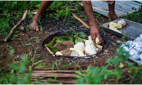 6 Pacific Dishes You Need to Try! | CheapOair MilesAway