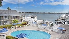 Cove Inn on Naples Bay in Naples, FL | Expedia