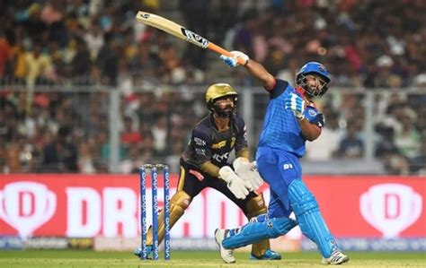 IPL 2021: Watch: Rishabh Pant Hit One-handed Six Off Bravo