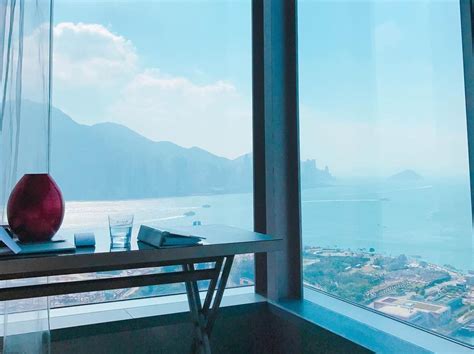 20 Hong Kong Hotels with Insane Views — The Most Perfect View