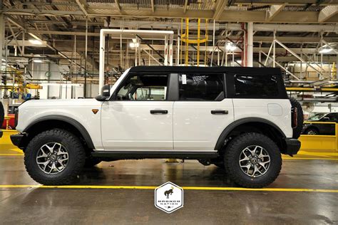 Photo Thread: White 4-Door with Soft-Top | Bronco6G - 2021+ Ford Bronco & Bronco Raptor Forum ...