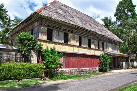 isang lumang bahay sa Loay | the facade of the Clarin ancest… | Flickr