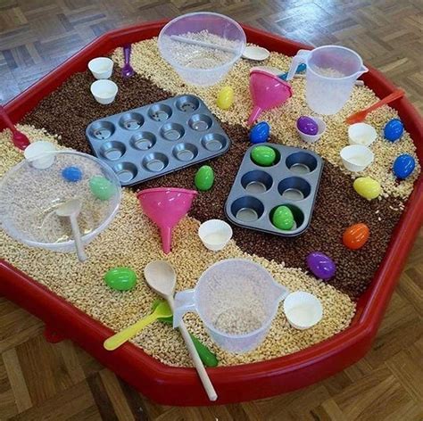 Pin by Julita Myszka on tuff spot /winter in 2020 | Tuff tray ideas toddlers, Tuff tray, Messy ...