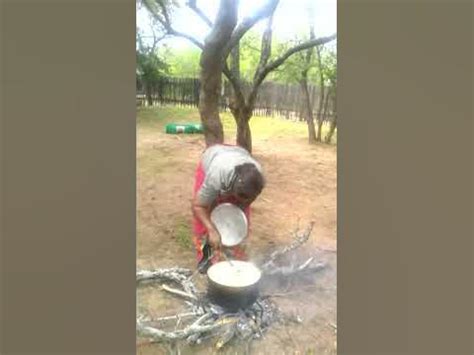 How to cook the Tsonga traditional food - YouTube