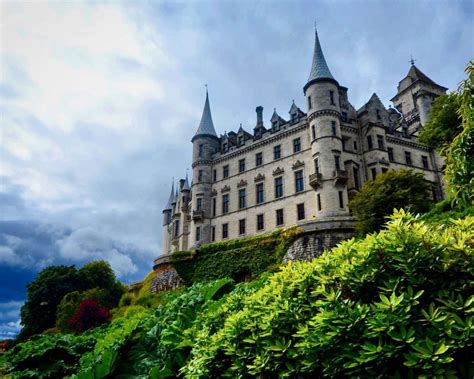 Top 10 Most Beautiful Castles in Europe - ShutterBulky