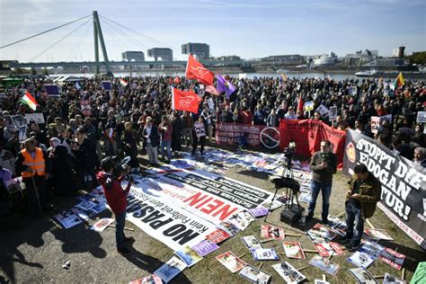 Rival rallies as Turkey's Erdogan opens mega mosque in Cologne | The ...