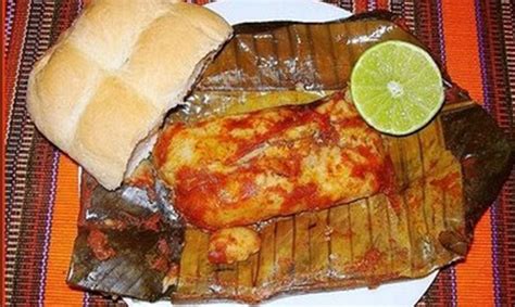 Los tamales "colorados" son uno de los platos típicos de Guatemala, y existen muchas variantes ...