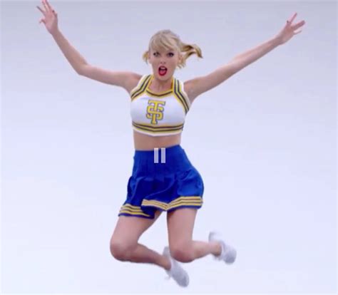 Shake It Off-Taylor Swift | Taylor swift outfits, Taylor swift music, Taylor swift new