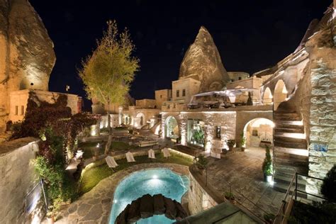 12 Best Cave Hotels in Cappadocia, Turkey (2024)