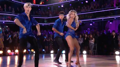 Milo & Witney’s Salsa – Dancing with the Stars – Milo Manheim