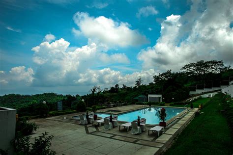 Days Hotel by Wyndham Tagaytay | Tagaytay City, PH Hotels