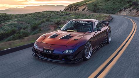 Mazda RX7 Through the Years - i GT Cars Directory