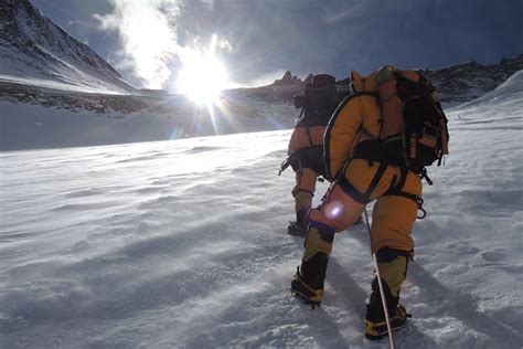 10 Things I Learned While Hiking Mt. Everest - The Adventure Daily