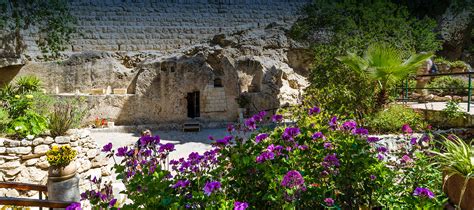 The Garden Tomb - Golden Walls Hotel