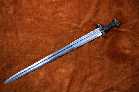 The Oslo Viking Sword (#1308) - Darksword Armory