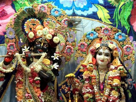 FREE God Wallpaper: ISKCON Radha Krishna Wallpapers