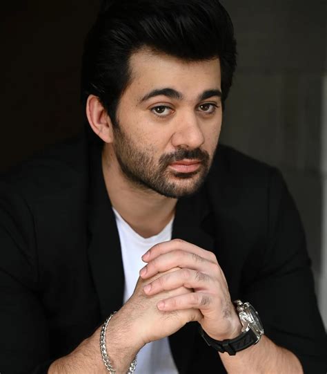 Karan Deol Biography, Wiki, Girlfriend, Age, Family, Facts & More