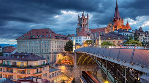 Lausanne Cathedral (Switzerland) wallpaper - backiee