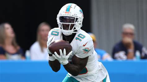 Tyreek Hill stats today: Live updates, highlights of Dolphins WR after pre-Week 1 police ...