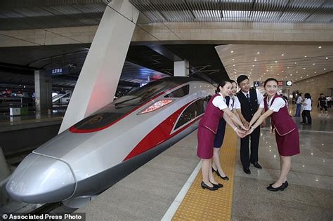 China's supersonic 'flying train' could travel at 2,500mph | Daily Mail ...