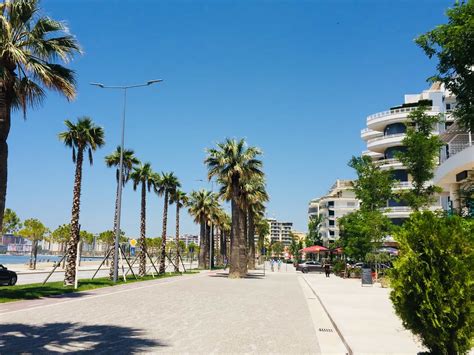 Vlore: A trip to the Albanian coast - Travel on a Time Budget