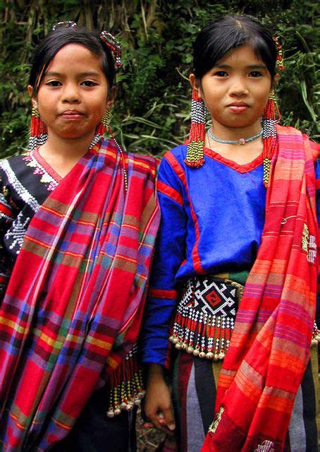 Children wearing traditional T'boli Garb, Mindanao, Philippines | Philippines clothes ...