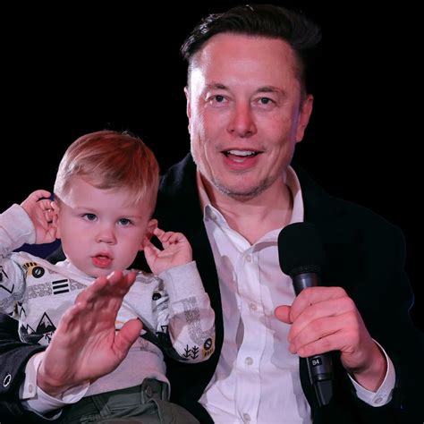 Elon Musk - NadigahArria