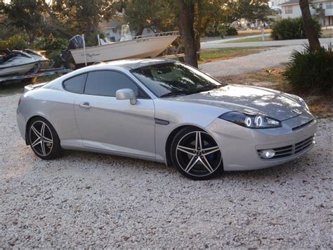 Hyundai Tiburon Custom - amazing photo gallery, some information and ...