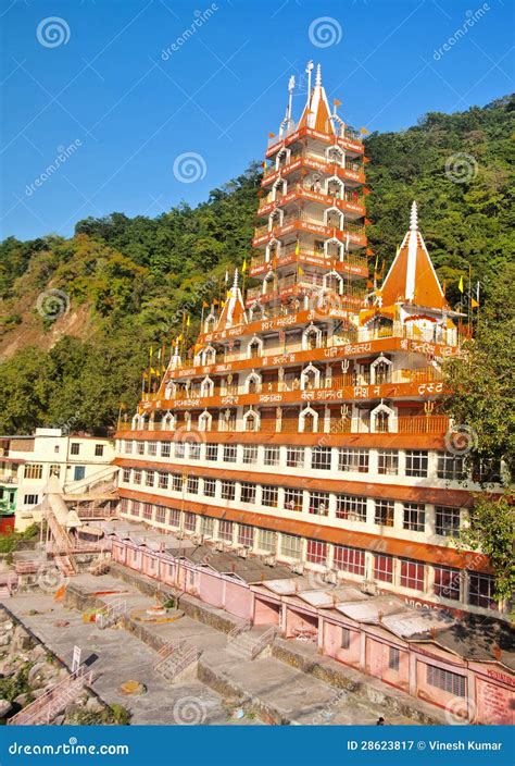 13 Storey Temple Haridwar Editorial Photography - Image: 28623817