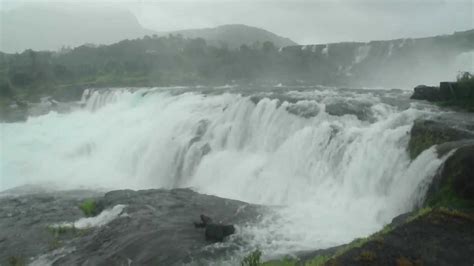 Bhandardara Dam - YouTube