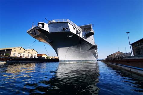 Italian Cavour aircraft carrier enters the Maritime Military Arsenal of ...