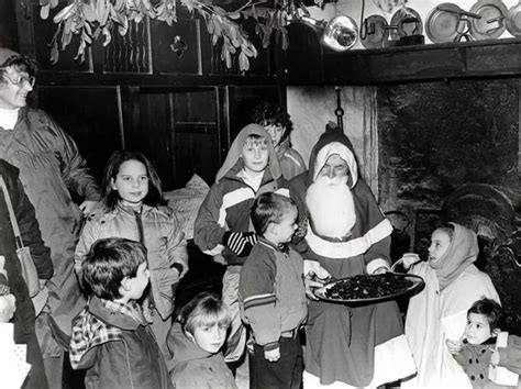 7 Welsh Christmas traditions you'll wish we still celebrated - Wales Online