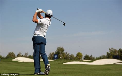 Rory Mcilroy Swing Finish / Rory McIlroy Swing Sequence - Golf Lessons ...