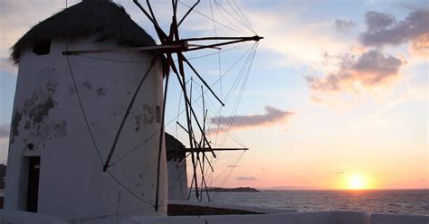 Students of Light: Mykonos Windmills